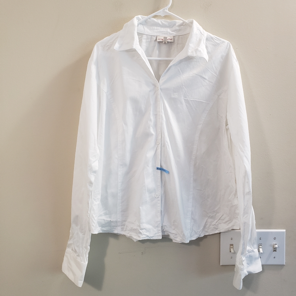 Monterey Bay Womens Button Down Shirt